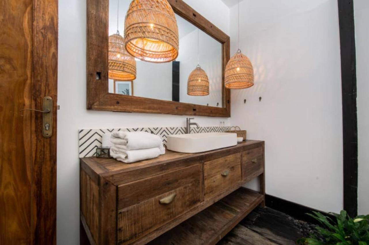 NEW! Tropical design Private Villa 3 BR Umalas w staff up to 50 Disc Canggu Esterno foto